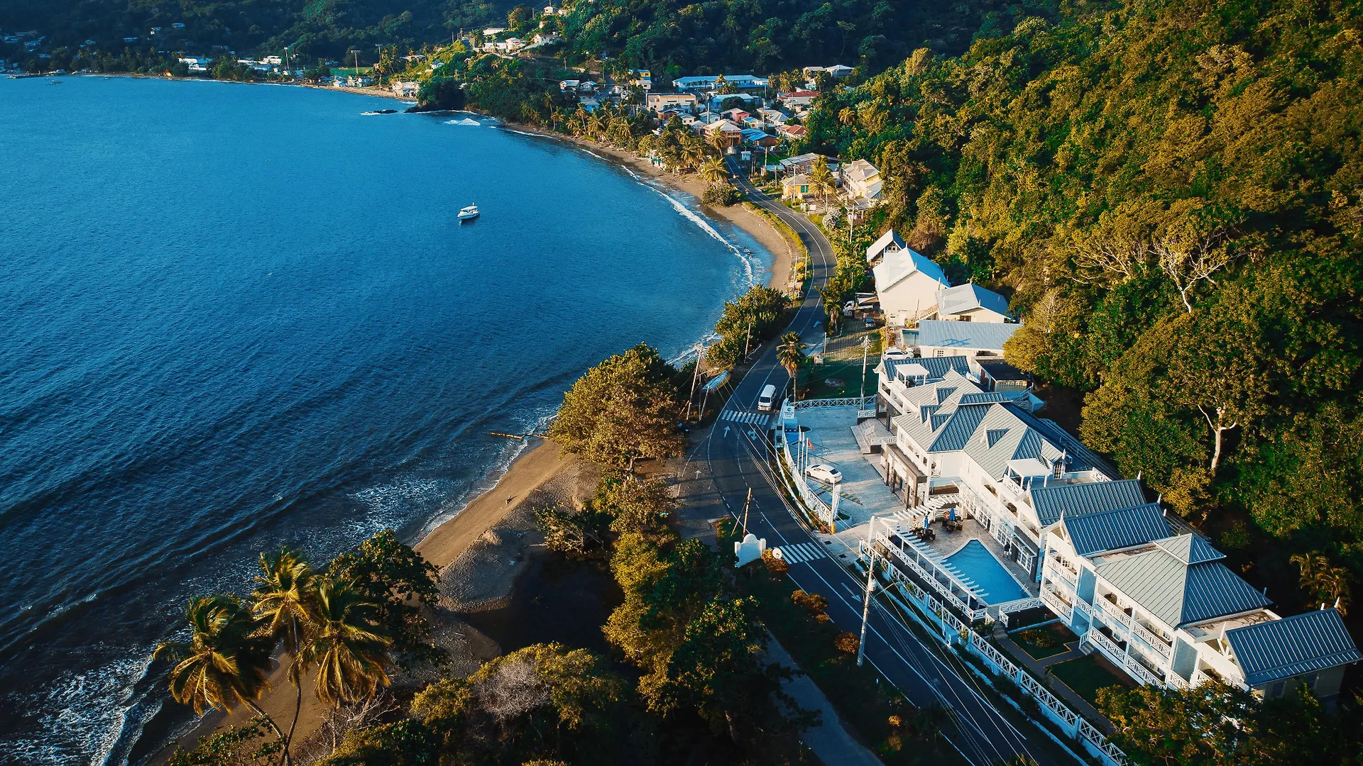 Manta Lodge & Dive Centre